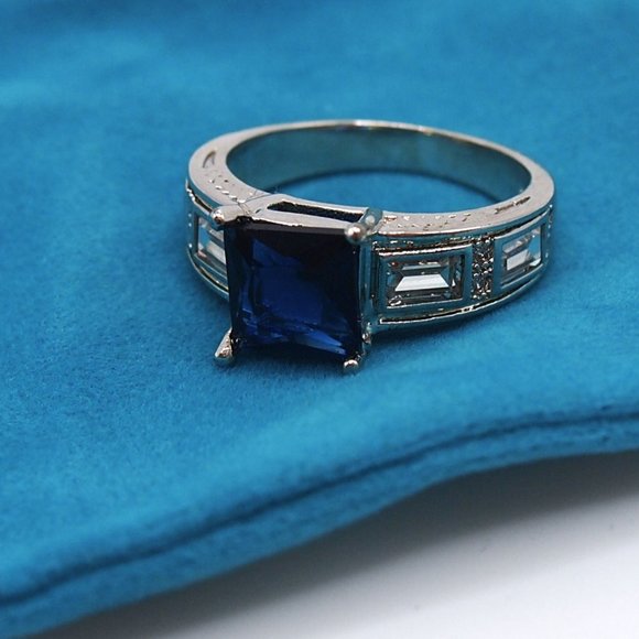 Ladies Large Blue Sapphire Princess Cut Bridal Ring .925 Solid Sterling Silver - Picture 8 of 12